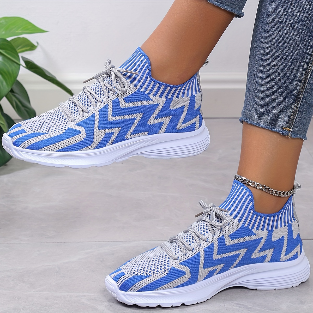 Comfortable Wave Pattern Running Shoes Women s Lightweight details 18