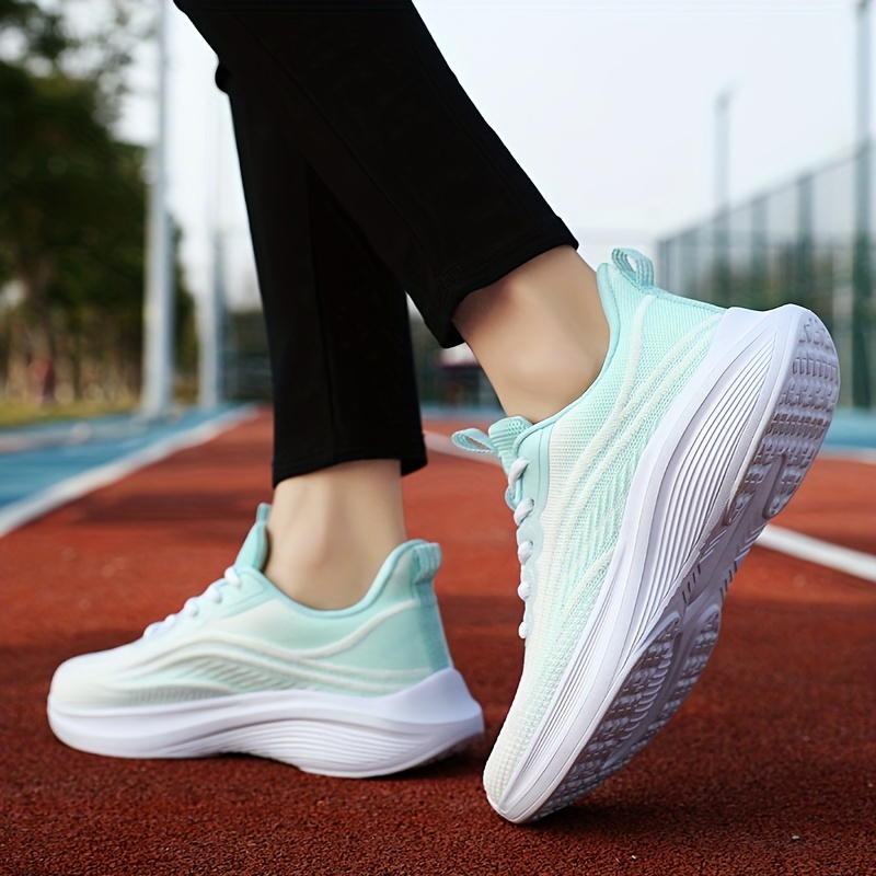 New Sports Shoes Running Shoes Mesh Top Breathable Light details 2