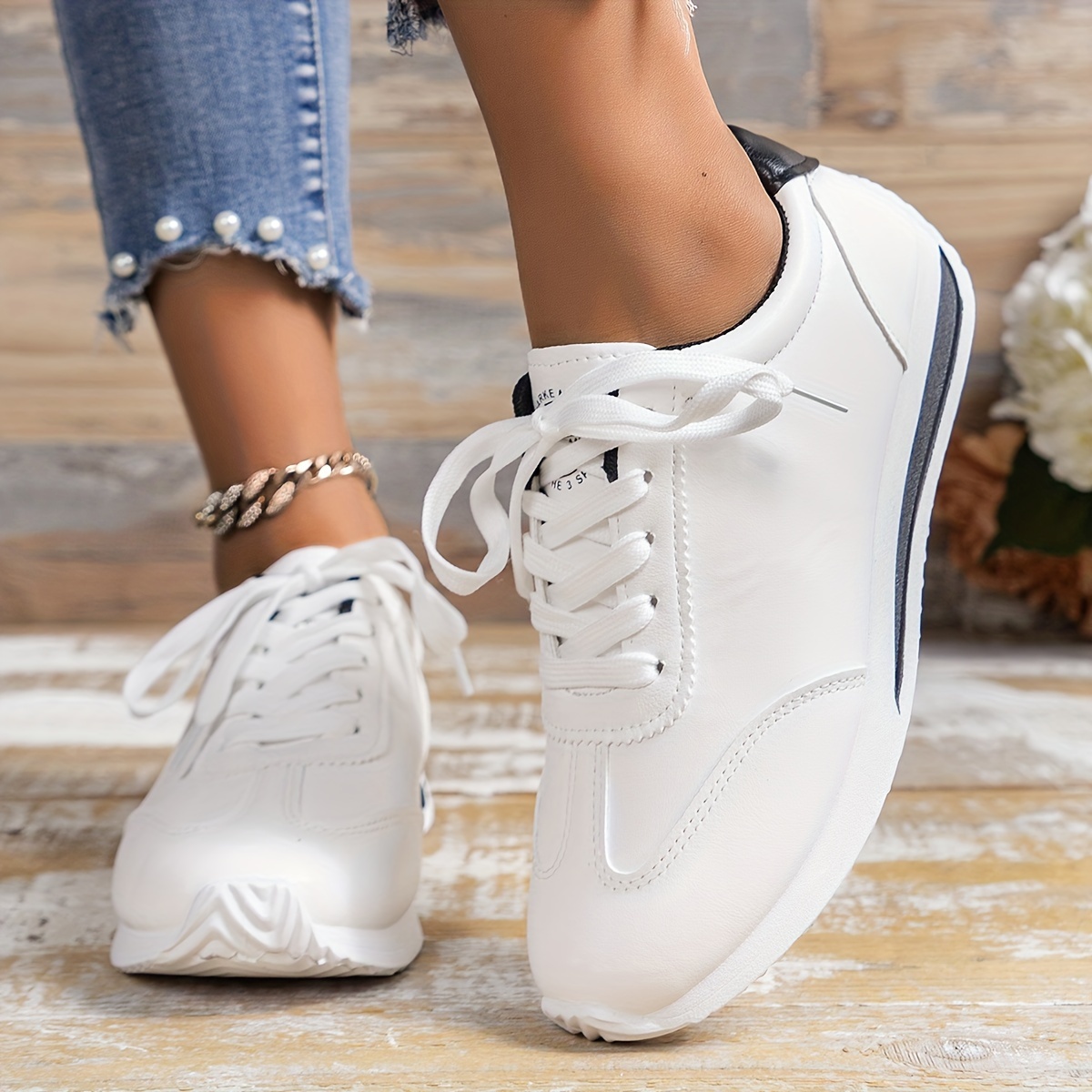 Women s Round Toe Flat Bottom Sneaker Lightweight details 1