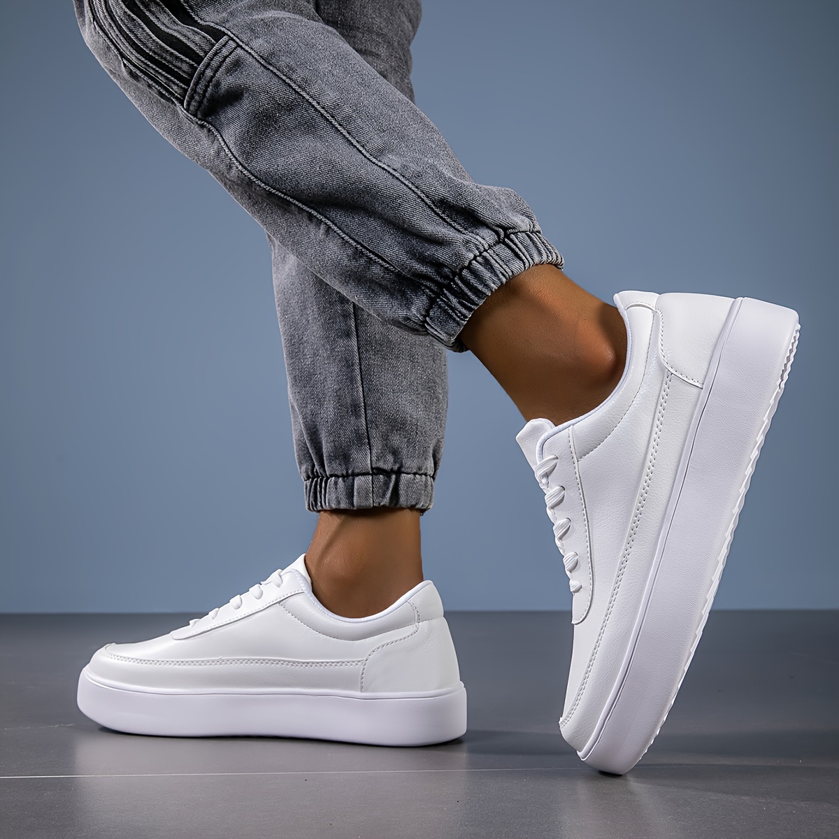 mens stylish white skate shoes comfy anti skid breathable lace up platform sneakers details 1